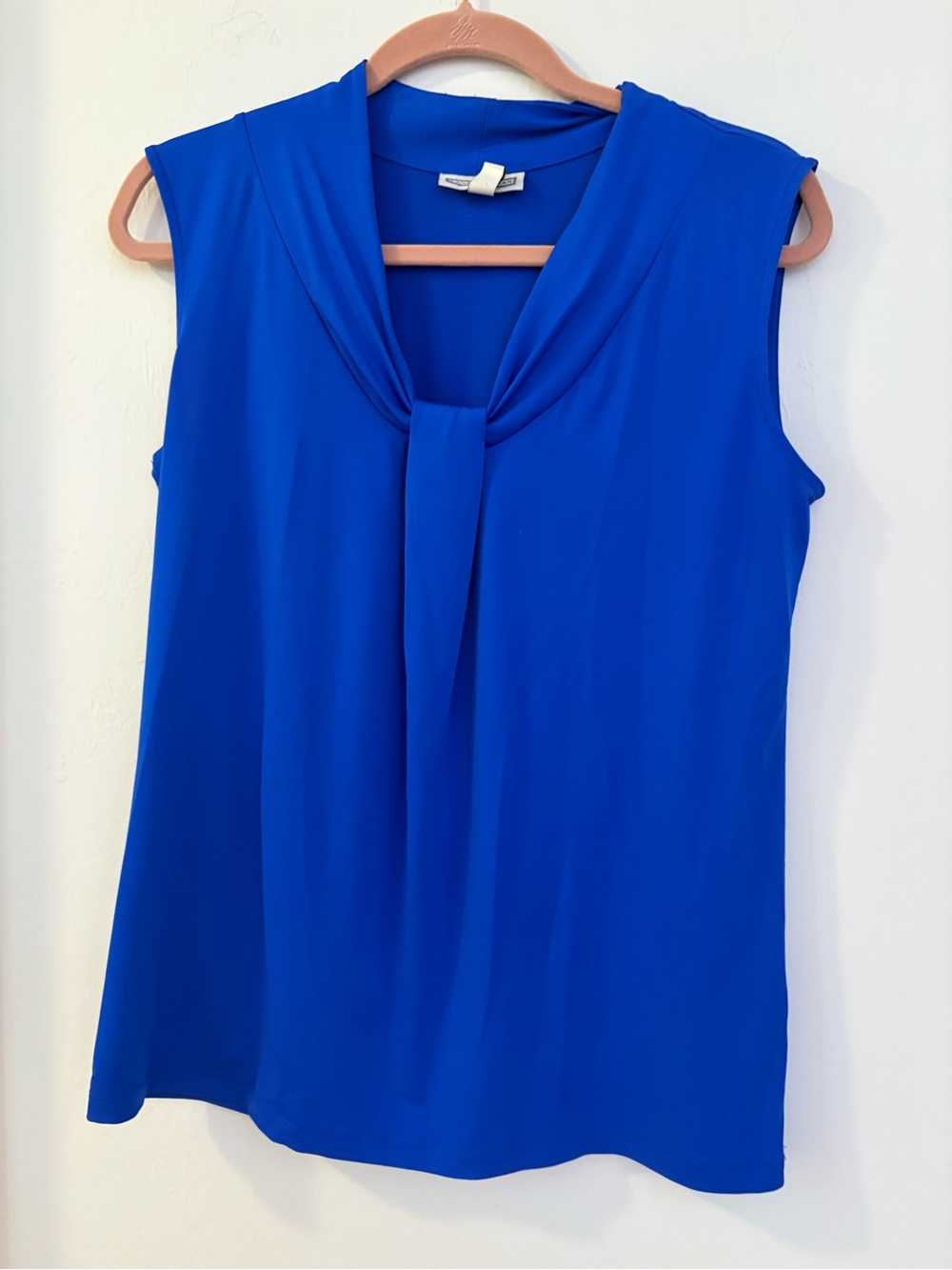 198. Dana Buchman Sleeveless Tie-Neck Top in Cobalt Blue ptp20”L24”